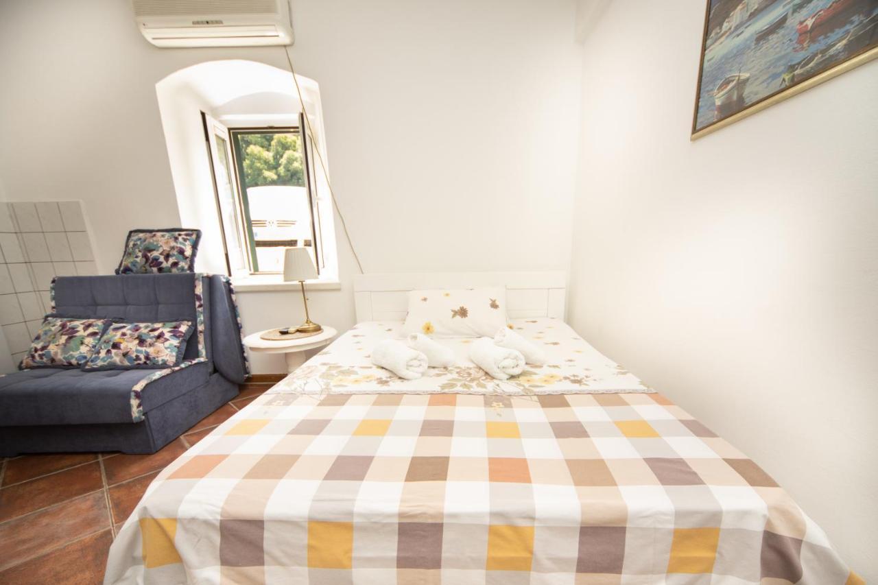 Kamena Palata Apartments Kotor Dış mekan fotoğraf